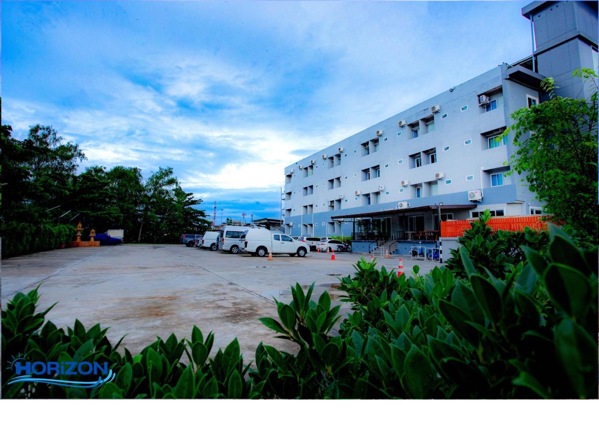 Horizon Hotel Surat Thani Exterior photo